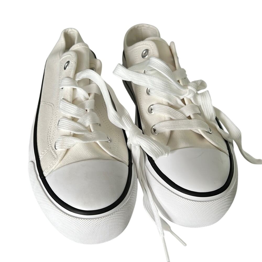 White Low Cut Canvas Platform Sneakers Women's 10/41
